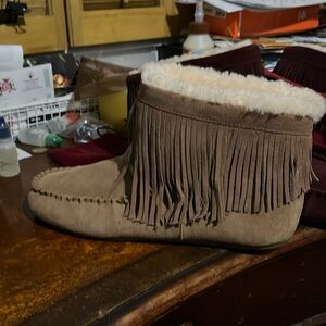 EMU Australia sheepskin fringe booties.  Size 8